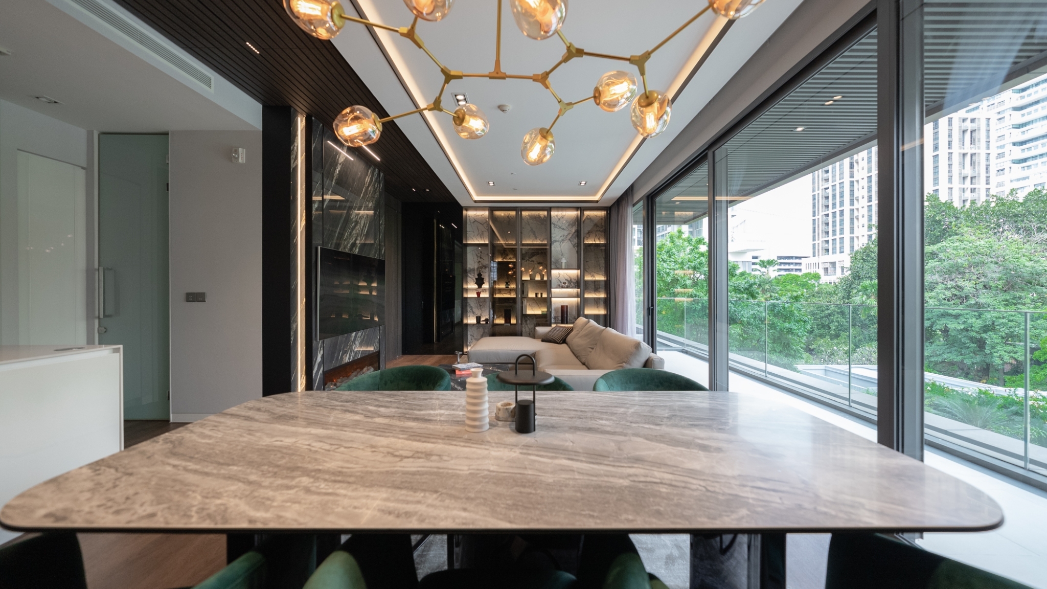 LINE_ALBUM_vittorio_221125_18